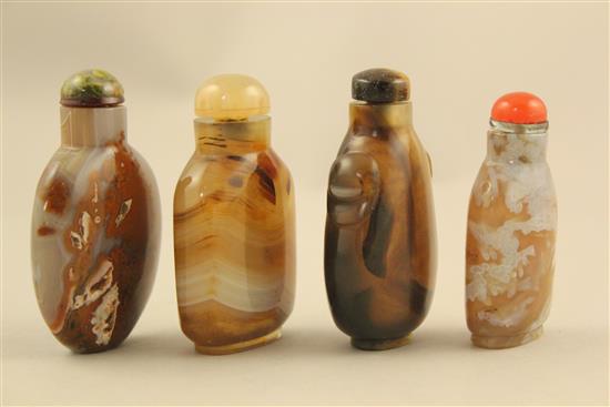 Four Chinese agate and chalcedony snuff bottles, 1850-1950, 5.1 - 5.7cm